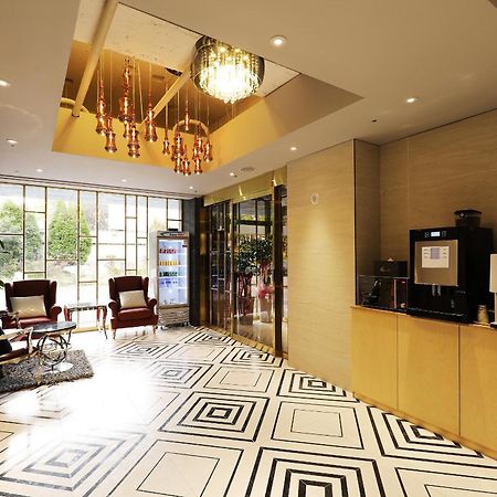 El Tower Hotel กุนซาน ภายนอก รูปภาพ