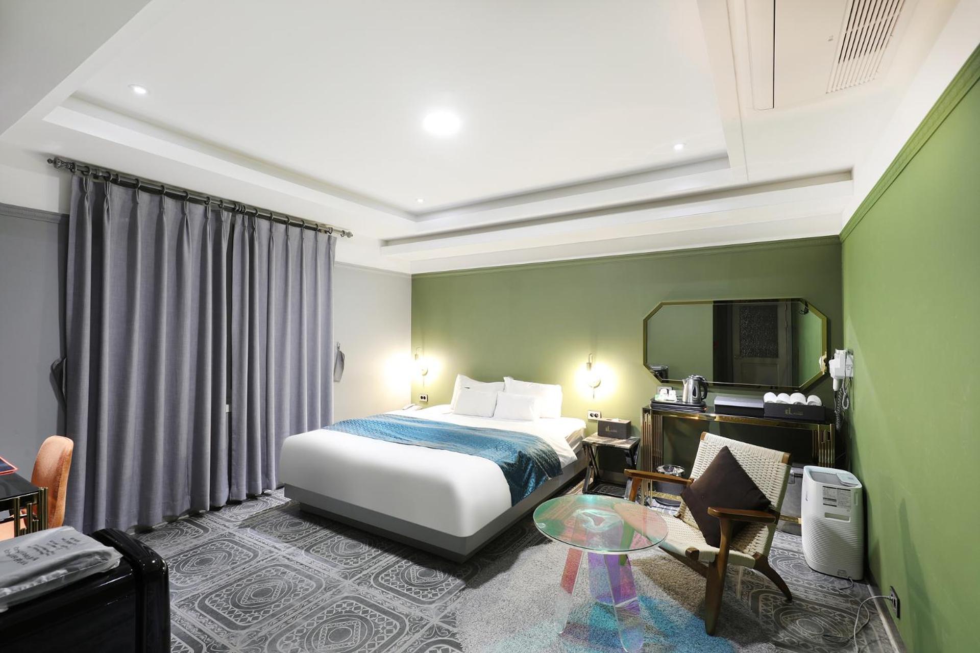 El Tower Hotel กุนซาน ภายนอก รูปภาพ
