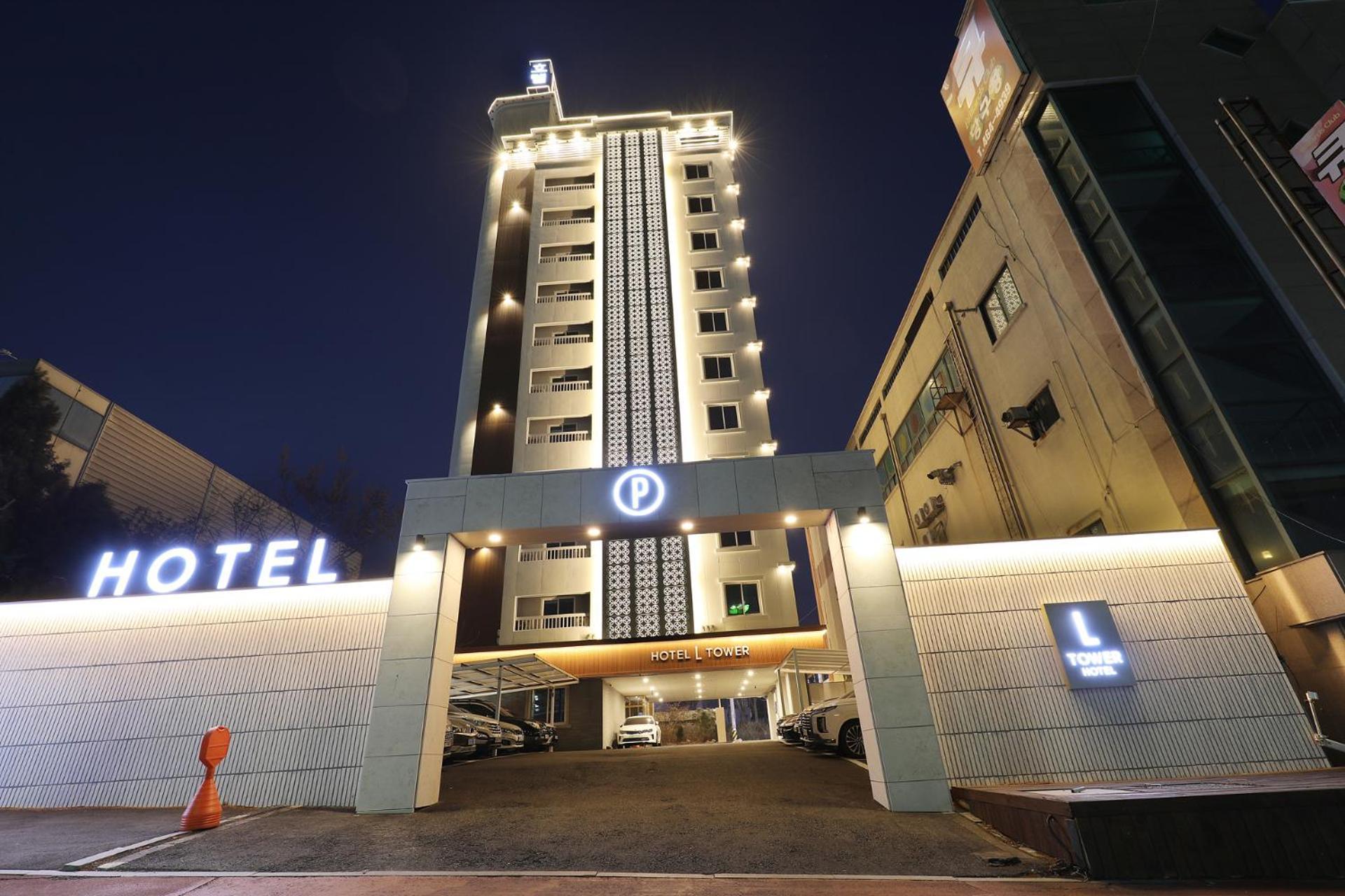 El Tower Hotel กุนซาน ภายนอก รูปภาพ